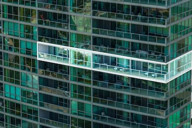 12th floor End Unit