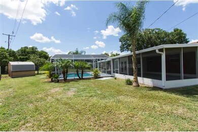 2038 Leisure Dr, Winter Haven, FL 33881 - photo 3