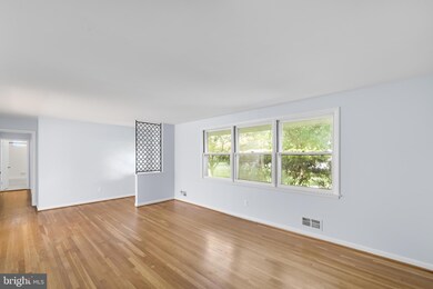 103 Daleview Ct, Lutherville Timonium, MD 21093 - photo 5