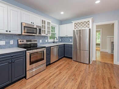 17 Flagg St, Worcester, MA 01602 - photo 6