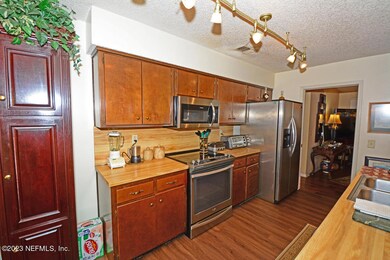 5331 Coronet Dr, Jacksonville, FL 32205 - photo 3