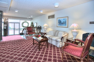 Cartwright Towers I unit 5D, Bridgeport, CT 06604 - photo 3