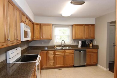 5429 Westgate St, Shawnee, KS 66216 - photo 7