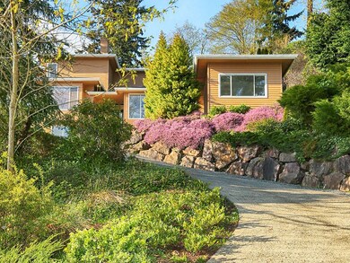 7800 W Mercer Way, Mercer Island, WA 98040 - photo 6