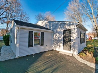 16 Endicott Dr, Westborough, MA 01581 - photo 4