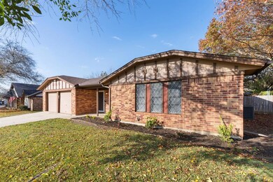 8705 Irongate Dr, North Richland Hills, TX 76182 - photo 2