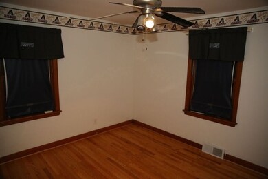 18410 Perth Ave, Homewood, IL 60430 - photo 6