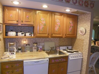 Enjoy cooking a meal in this full kitchen equipped