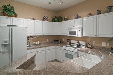 2797 S Knightsbridge Cir unit 67, Ann Arbor, MI 48105 - photo 4