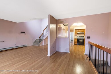 177 Lamped Loop unit A46, Staten Island, NY 10314 - photo 3