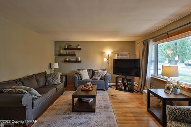 1237 Walnut Ln, Macungie, PA 18062 - photo 5