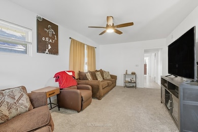 164 S Calumet Ave, Aurora, IL 60506 - photo 5