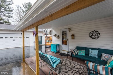 5833 Melville Rd, Sykesville, MD 21784 - photo 4