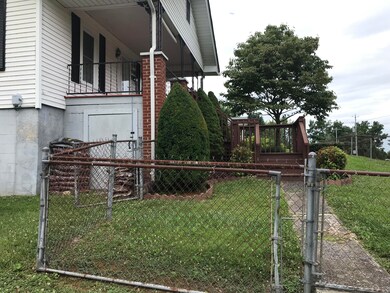 606 Orleans St, Johnson City, TN 37601 - photo 6