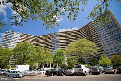 2401 00 Pennsylvania Ave unit 3A10, Philadelphia, PA 19130 - photo 2