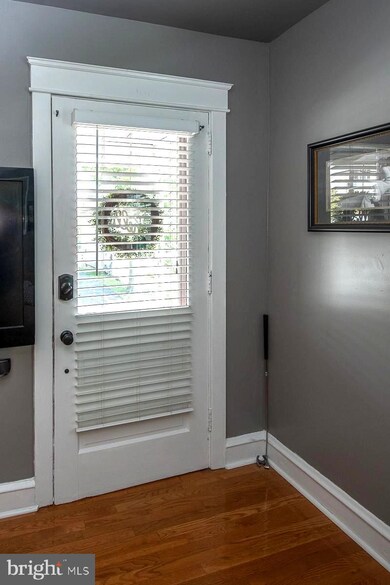 146 Saint Charles St, Drexel Hill, PA 19026 - photo 2