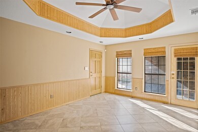 1104 Hidden Oaks Dr, Bedford, TX 76022 - photo 4