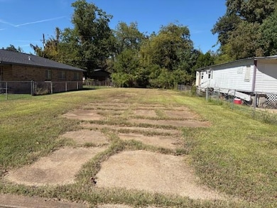 1722 Ulster Dr, Alexandria, LA 71303 - photo 2