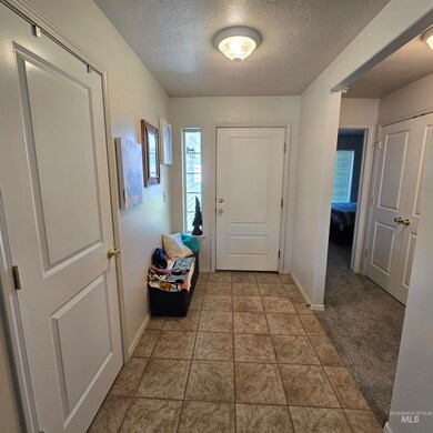 745 Caswell Ave W, Twin Falls, ID 83301 - photo 2