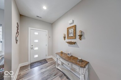 662 S Sobota Way, Trafalgar, IN 46181 - photo 6