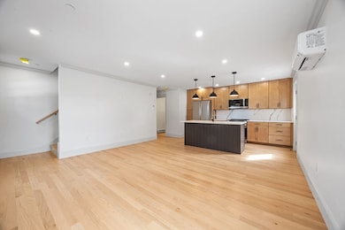 9 Swan St unit 3, Beverly, MA 01915 - photo 3