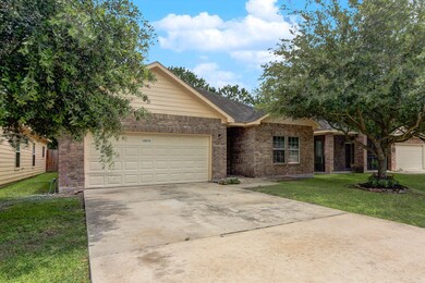 10618 Logger Pine Trail, Houston, TX 77088 - photo 3
