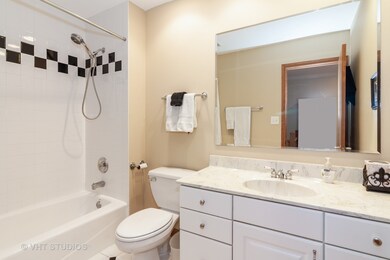 201 S York St unit B, Elmhurst, IL 60126 - photo 6