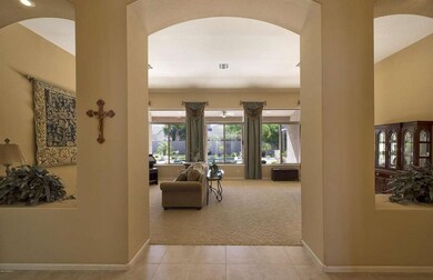 004_Front Entry View