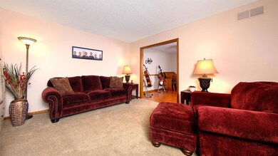 6319 Holloway Dr, Liberty Township, OH 45044 - photo 4