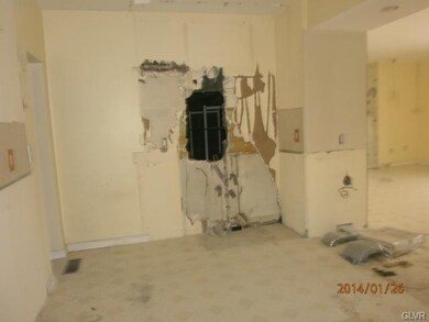 1112 N Wahneta St unit 1116, Allentown, PA 18109 - photo 4