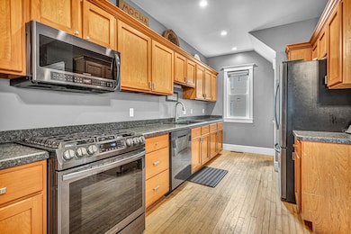 121 East St Elkhart Lake 25