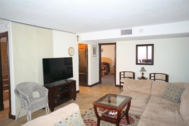 Silver Thatch Atlantic Plaza unit 1025, Pompano Beach, FL 33062 - photo 4