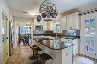 511 W 34th St, Houston, TX 77018 - photo 4