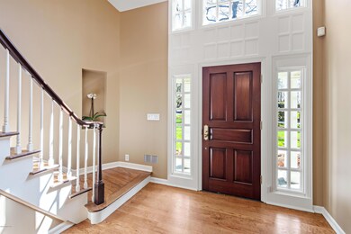 2 Lakewood Cir S, Greenwich, CT 06830 - photo 6