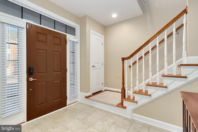 42527 Pine Forest Dr, Chantilly, VA 20152 - photo 5