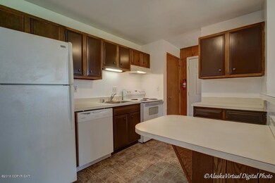 7324 Tanaga Cir unit D, Anchorage, AK 99504 - photo 7