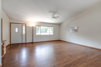 3006 W Lee Ave, Waukegan, IL 60085 - photo 7