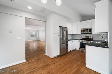 10 Tulip St unit A, Cos Cob, CT 06807 - photo 4