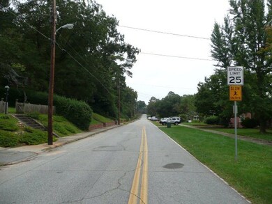 904 Boulevard, Macon, GA 31211 - photo 5