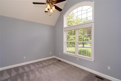 7263 Lochhaven St, Allentown, PA 18106 - photo 7