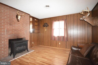 31847 Clarks Wharf Rd, Trappe, MD 21673 - photo 7