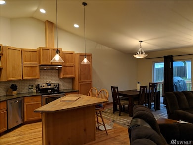 18511 93rd Dr NW, Stanwood, WA 98292 - photo 7