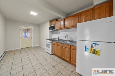 2102 Woodbridge Ave unit 2, Edison, NJ 08817 - photo 4