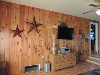 Den/Family/Great Room.