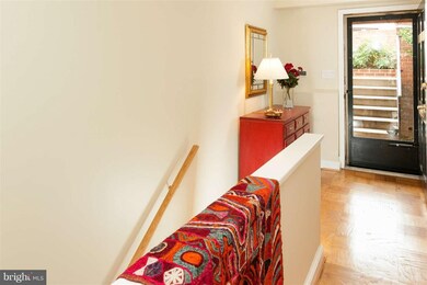 1652 Beekman Place NW unit C, Washington, DC 20009 - photo 2