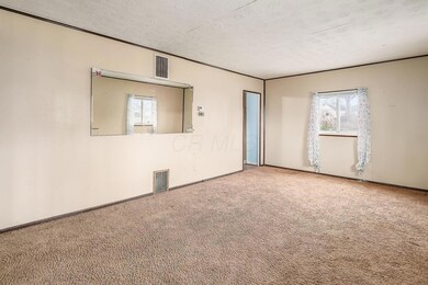 225 S Hampton Rd, Columbus, OH 43213 - photo 4