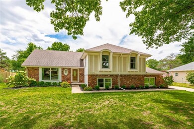 Brick & Vinyl-low maintenance exterior!
