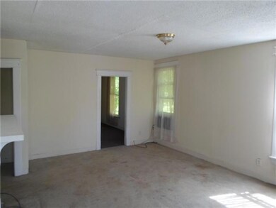 527 Oak St, Shelbyville, TN 37160 - photo 3