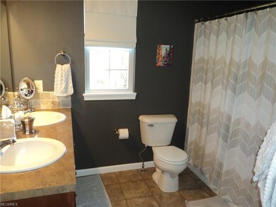 861 Queens Gate Way, Wadsworth, OH 44281 - photo 5