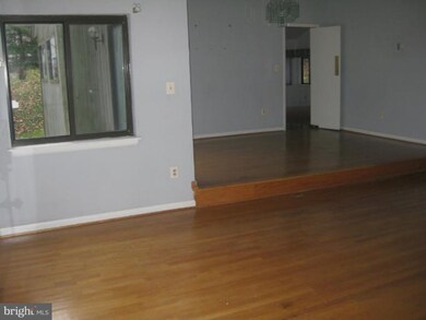 10540 Patuxent Ridge Way, Laurel, MD 20723 - photo 6